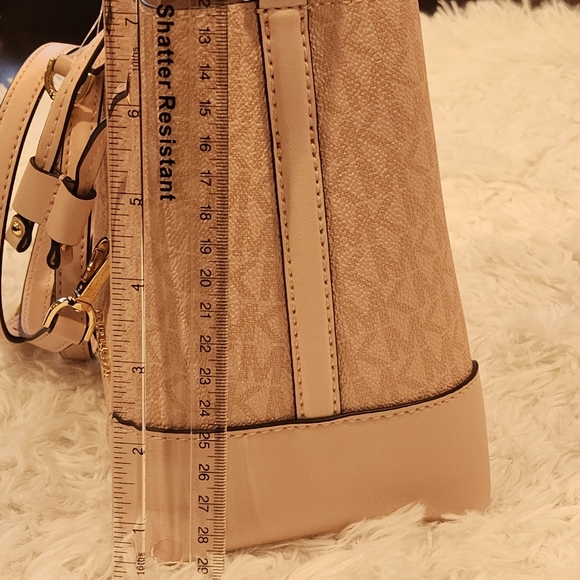 MICHAEL KORS SMALL MERCER BUCKET BAG/DK PWDR BLSH - Picture 11 of 17